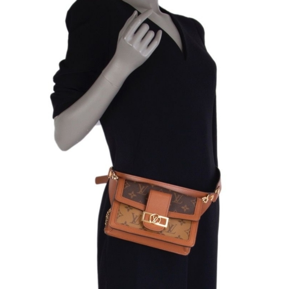 Louis Vuitton Handbags - 🔥LOUIS VUITTON🔥/Monogram  Canvas Dauphine Bumbag Bag/Gently Used/Box included